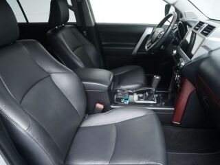 Toyota Land Cruiser Executive Luxury 2.8 130kW