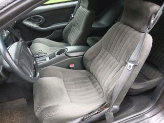 Pontiac Firebird 3.4 109kW