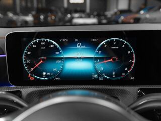 Mercedes-Benz CLA 180 AMG Line 1.4 100kW