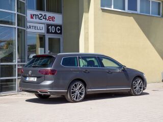 Volkswagen Passat R-Line Variant 4Motion 2.0 BIT TDI 176кВ