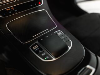 Mercedes-Benz E 220 Facelift AMG Package 4-Matic 2.0 143кВ