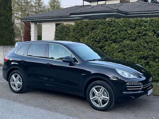 Porsche Cayenne PLATINUM EDITION 180кВ