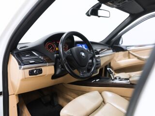 BMW X5 M-Sportpakett 3.0 173kW