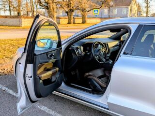 Volvo V60 2.0 B4 145kW