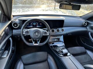 Mercedes-Benz E 350 4-Matic AMG 3.0 V6 190kW