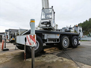 Liebherr LTM 1045-3
