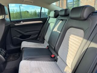 Volkswagen Passat Highline 1.8 132kW