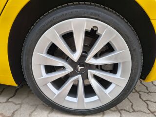 Tesla Model 3 Long Range Dual Motor AWD 153kW