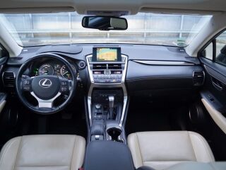 Lexus NX 300h AWD Hybrid Luxury 2.5 R4 16V 145kW
