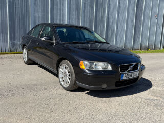 Volvo S60 Facelift Momentum 2.4 D5 120kW