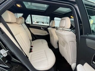 Mercedes-Benz E 500 AMG Sport package 4.7 V8 Twin turbo 300kW