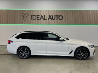 BMW 530 D xDRIVE Touring M-Sportpakett 3.0 210kW