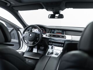 BMW 730 Facelift X-Drive Premium Line 3.0 190кВ