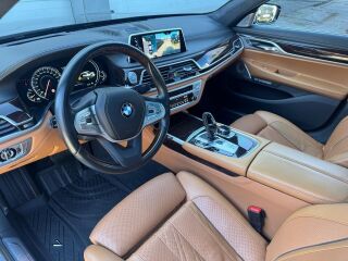 BMW 740 xdrive 3.0 235кВ