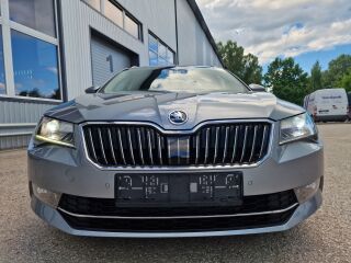 Skoda Superb LAURIN&KLEMENT 4X4 2.0 R4 TDI 140kW