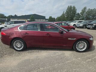Jaguar XF 20d Portfolio 2.0 132кВ