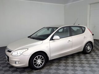 Hyundai i30 Elegance 1.6 90кВ