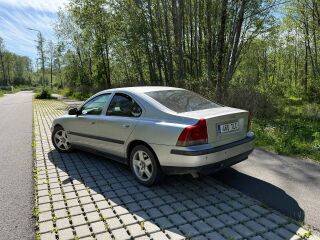 Volvo S60 2.4 120kW