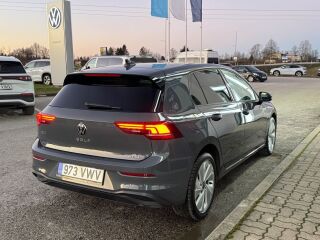 Volkswagen Golf Life 30Y 1.5 eTSI 85kW