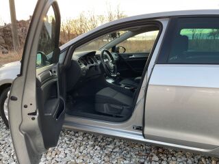 Volkswagen Golf 1.4 90кВ