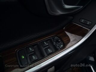 Volvo V60 Summum 2.4 158kW