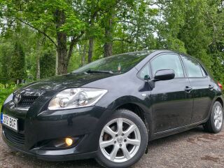 Toyota Auris 1.4 R4 VVT-i 71kW