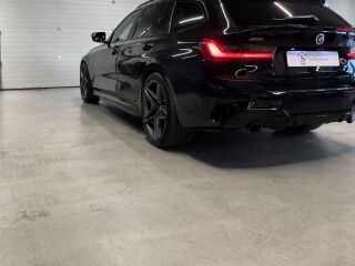 BMW 330 e Xdrive M-Sport Individual 2.0 215kW