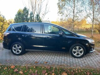 Ford S-MAX Titanium 2.0 TDCi 132kW