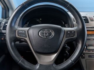 Toyota Avensis Valvematic Linea Sol 1.8 108кВ