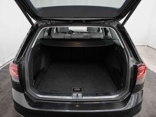 Volkswagen Passat Elegance 2.0 110kW
