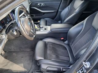 BMW 330 M-Pakett 2.0 R4 215kW