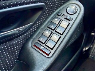 BMW 525 d Touring Shadowline Edition Lifestyle 2.5 M57 120kW