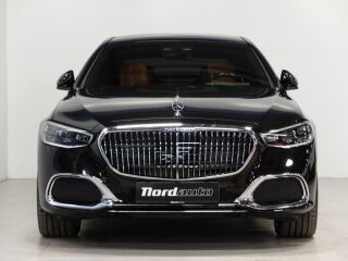 Mercedes-Benz Mercedes-Maybach S 680 4matic 6.0 V12 450kW