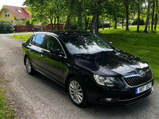 Skoda Superb Ambition 1.8 TSI 118kW