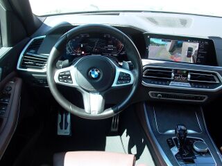 BMW X5 xDrive30d M Sports package 3.0 210kW