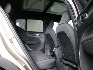 Volvo XC40 AWD ULTIMATE DARK INTELLI SAFE PRO FULL P8 RECHARGE MY24 300kW