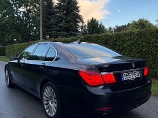 BMW 740 3.0 225kW