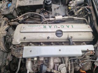 Jaguar XJ6 3.2 R6 155kW