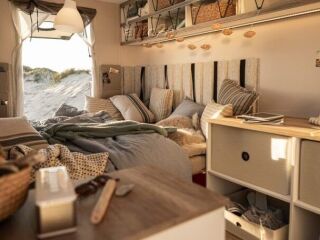 Hobby Beachy