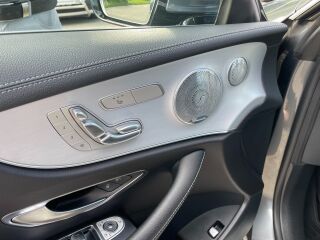 Mercedes-Benz E 220 Coupe D 4MATIC 2.0 143кВ
