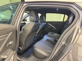 Opel Astra 5d GS 130 Turbo A 1.2 96kW