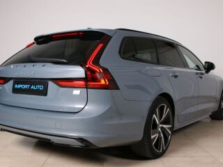 Volvo V90 AWD RECHARGE DARK INTELLI SAFE PRO 2.0 T6 Long Range Plug-In-Hybrid 293kW