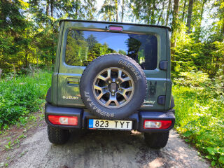 Suzuki Jimny 1.5 75кВ