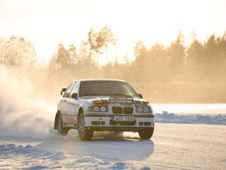 BMW 328 2.8 142kW