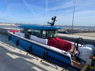 Axopar 37 XC Cross Cabin + 2 x Mercury 350 hj L6 JPO Mercury   2x350hj