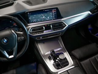 BMW X5 xDrive30d 3.0 195кВ
