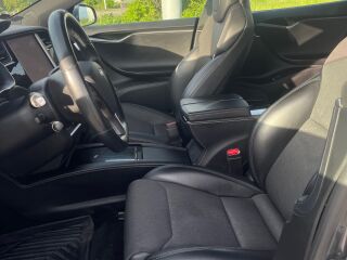 Tesla Model S 158кВ