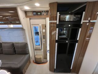Eura Mobil Integra 890 QB 2.2 132kW