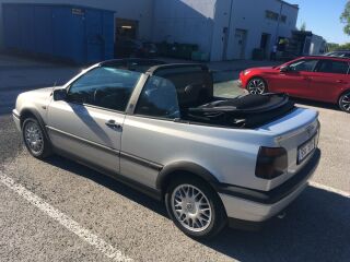 Volkswagen Golf Cabrio 1.6 74kW