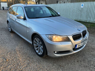 BMW 325 Xi 3.0 160kW